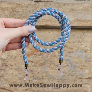 بند عینک بافت نیلی نقره‌ای - خوشحالی بسازیم