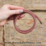 بند عینک بافت ماهگون - قهوه‌ای نارنجی - خوشحالی بسازیم