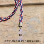 بند عینک بافت آذرخش - سورمه‌ای طلایی - خوشحالی بسازیم