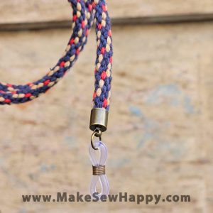 بند عینک بافت آذرخش - سورمه‌ای طلایی - خوشحالی بسازیم