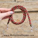 بند عینک بافت برگ‌های پاییزی - قرمز طلایی - خوشحالی بسازیم