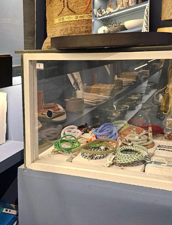 محصولات خوشحالی بسازیم در فروشگاه آبی شهر شیراز