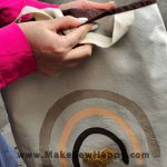 کیف توت بگ طرح رنگین کمان کرم و قلب کرم