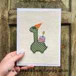 کارت پستال پارچه‌ای طرح کیک تولد و دایناسور سبز