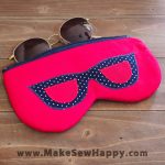 جا عینکی پارچه‌ای رنگ صورتی و آبی