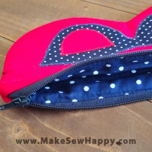 جا عینکی پارچه‌ای رنگ صورتی و آبی