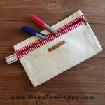 جامدادی پارچه‌ای طرح ساده رنگ سفید و قرمز