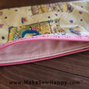 جامدادی پارچه‌ای طرح کارتونی