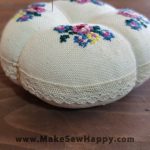 جا سوزنی پارچه‌ای طرح شماره‌دوزی رنگ سفید