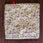 دستگیره آشپزخانه پارچه‌ای مدل خانه طرح گل رز رنگ سفید