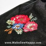 جا عینکی مخمل شماره‌دوزی شده رنگ مشکی و سبز