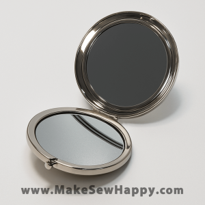 آینه کیفی تاشو دایره مناسب شماره‌دوزی و گل‌دوزی