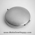 آینه کیفی تاشو دایره مناسب شماره‌دوزی و گل‌دوزی